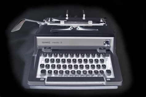 hermes typewriter serial number search